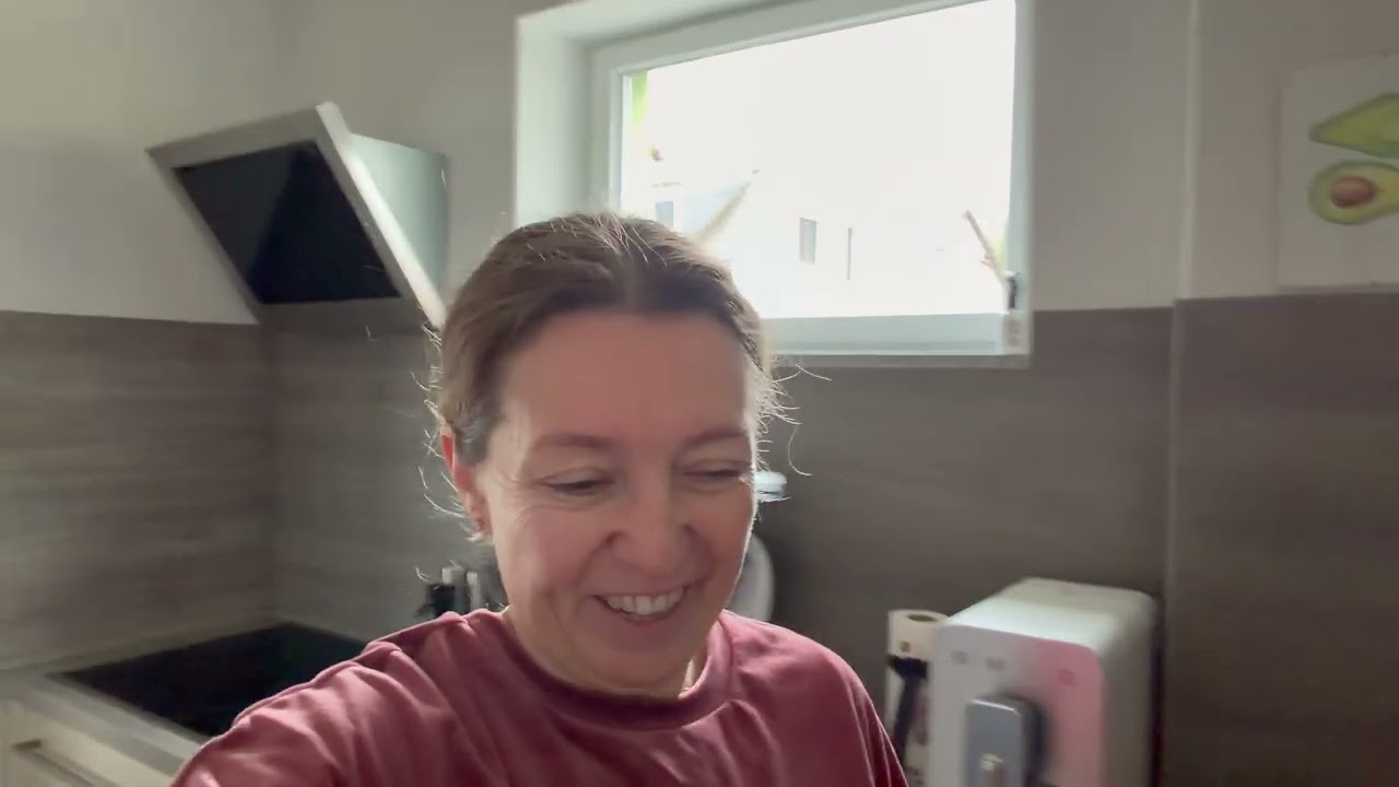 Vlog Германия 🇩🇪🏡# Делаем Ремонт# на обед Гуляш# Заливное брокколи 