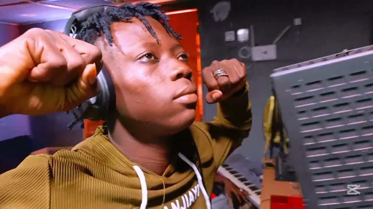 Peit Rasta Gongon Moo