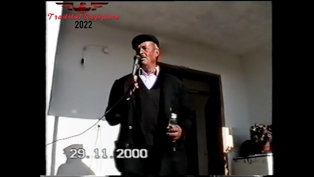 Dasëm e vitit 2000,Gjyshi bën hapjen e Dasmës.