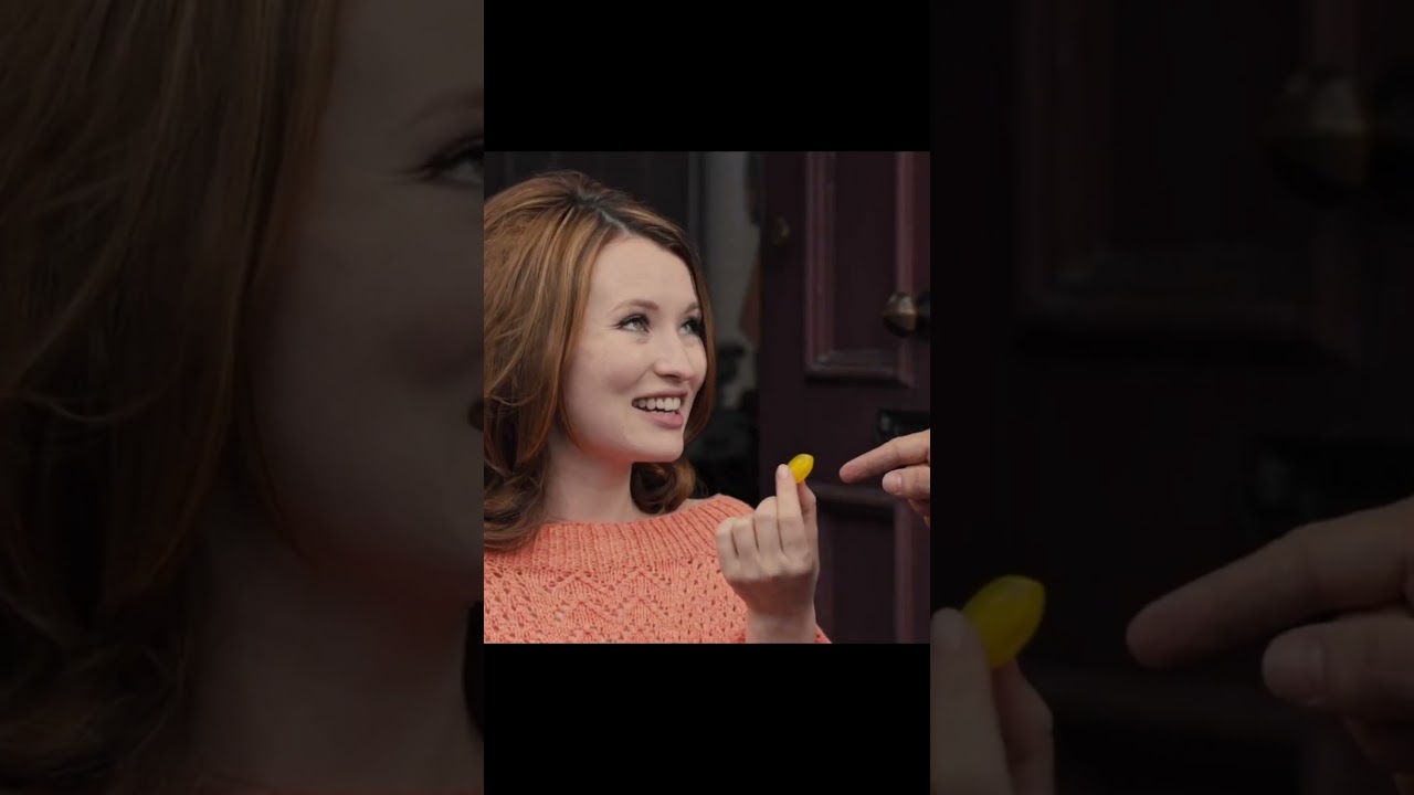 She Didn&rsquo;t Expect a Gangster to Ask Her Out  😳