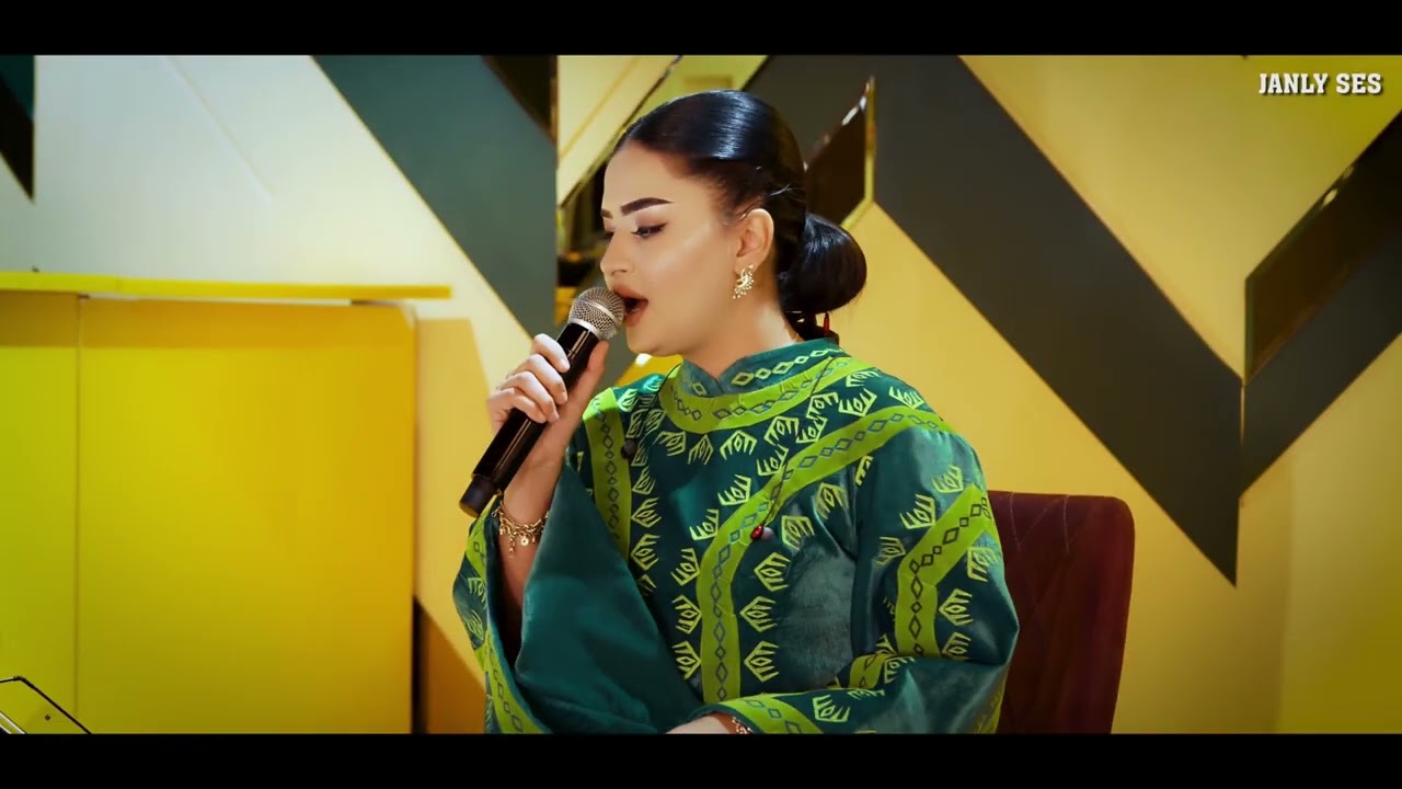 Jahan Bagşy - Oglanlar (Live Acoustic)