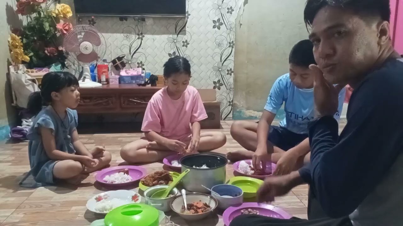 Sahur hari ke 2 anak2 masih semangat puwasa Geas