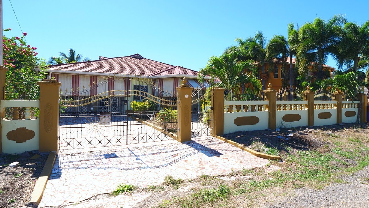 Inside a Merryvale Palmer's Cross Home | May Pen, Clarendon