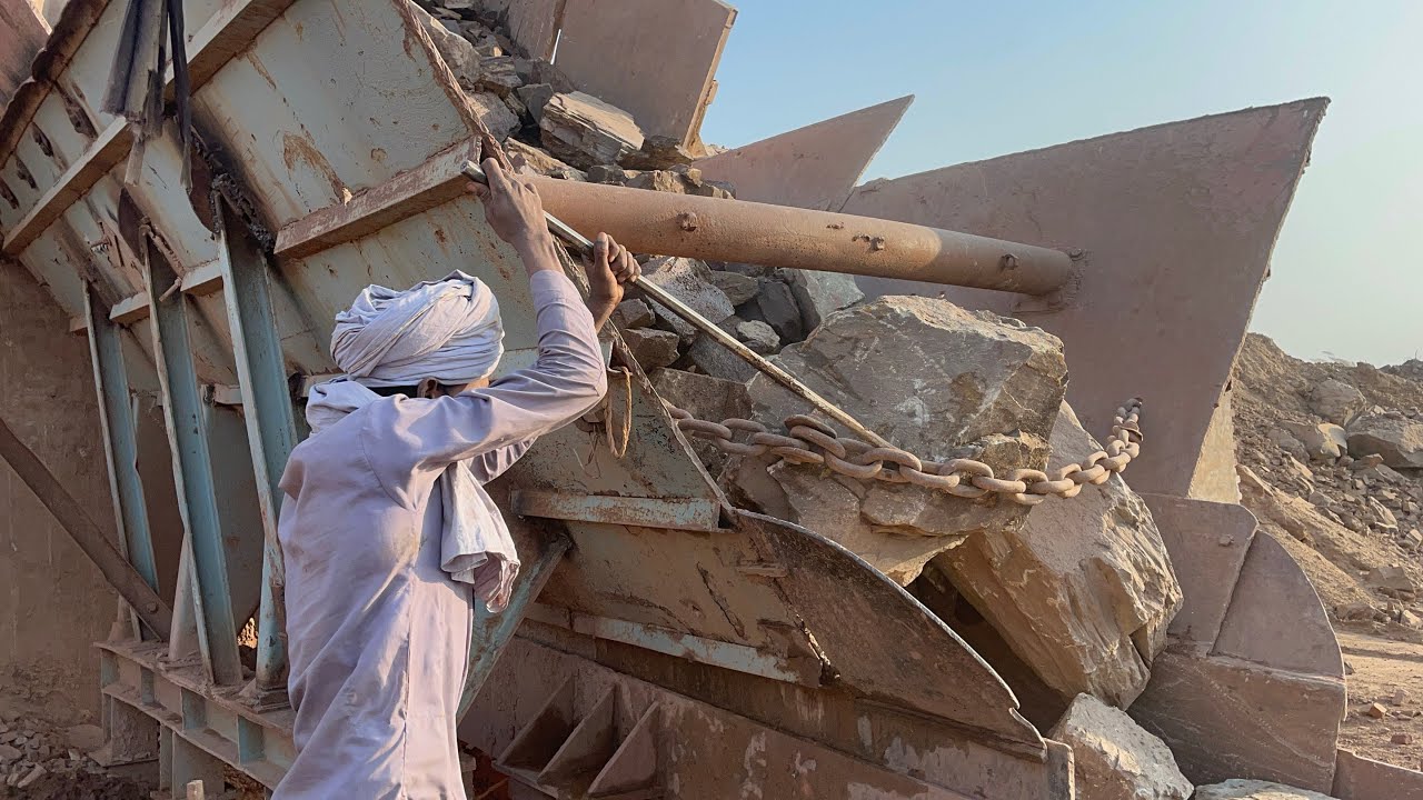 👹CRUSHING THE COMPETITION: The Most Powerful Hard Rock Crushers!#asmrsounds #stonecrusher 