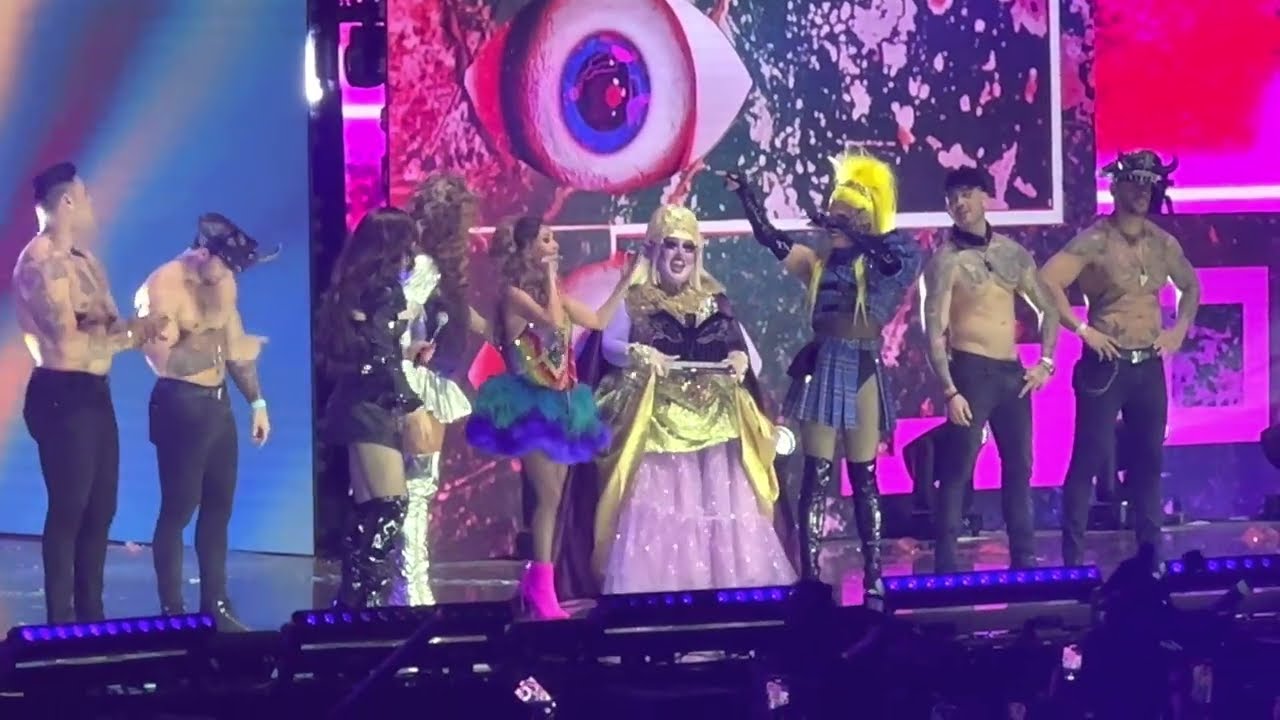 Anahí - Jueza 5T La Más Draga Canta  Rebelde Acapella (Arena CDMX)