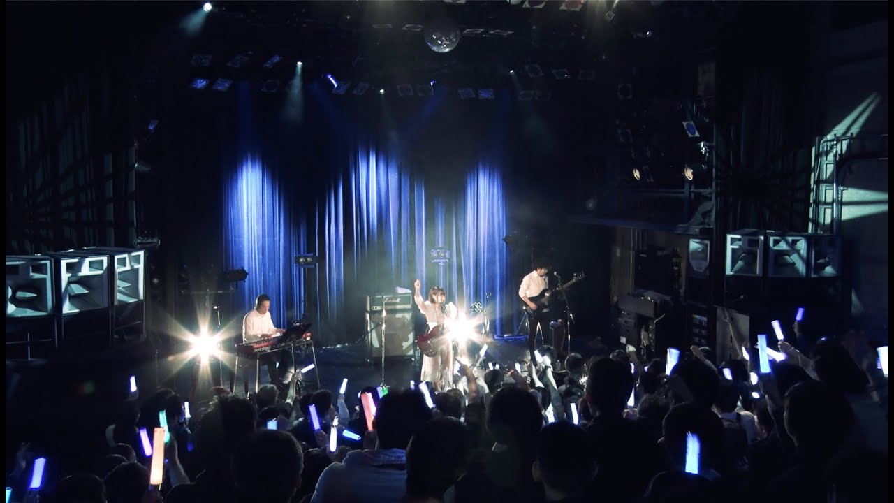 佐々木李子 / Play the world  Live ver.（TVアニメ『痛いのは嫌なので防御力に極振りしたいと思います。』ED）