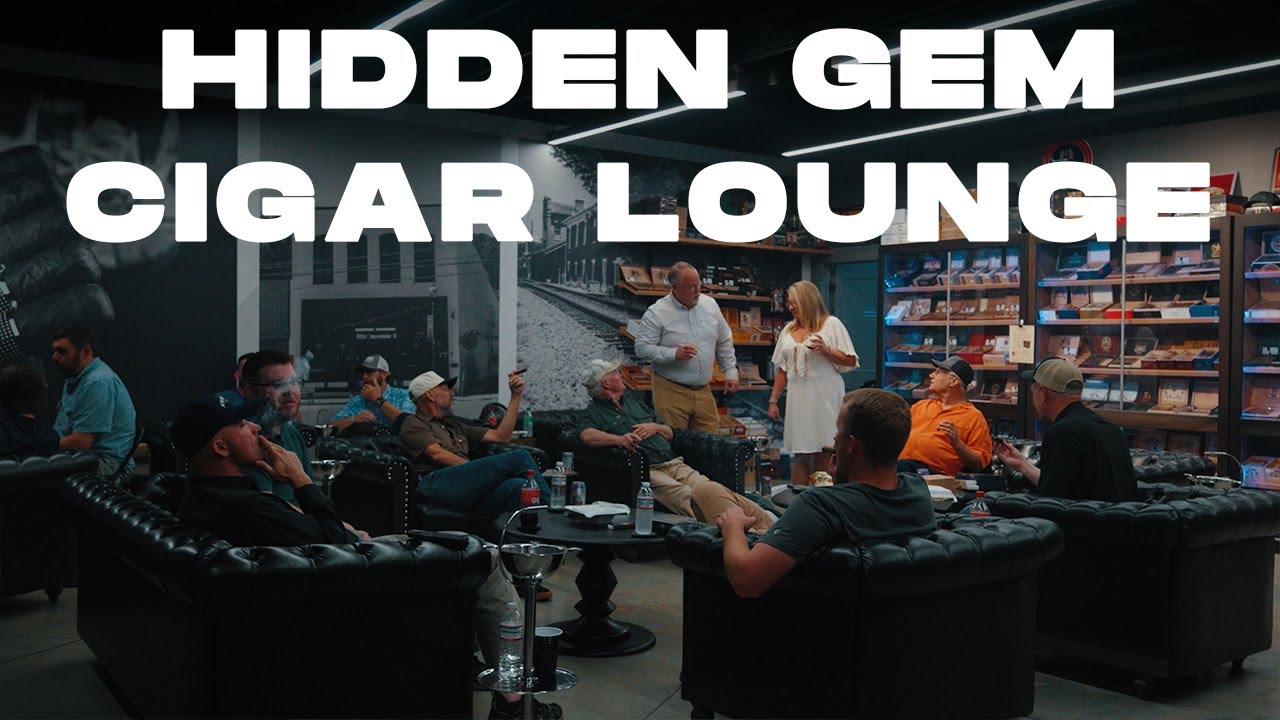 Внутри этого Hidden Gem Cigar Lounge (Стивенсон, Алабама)