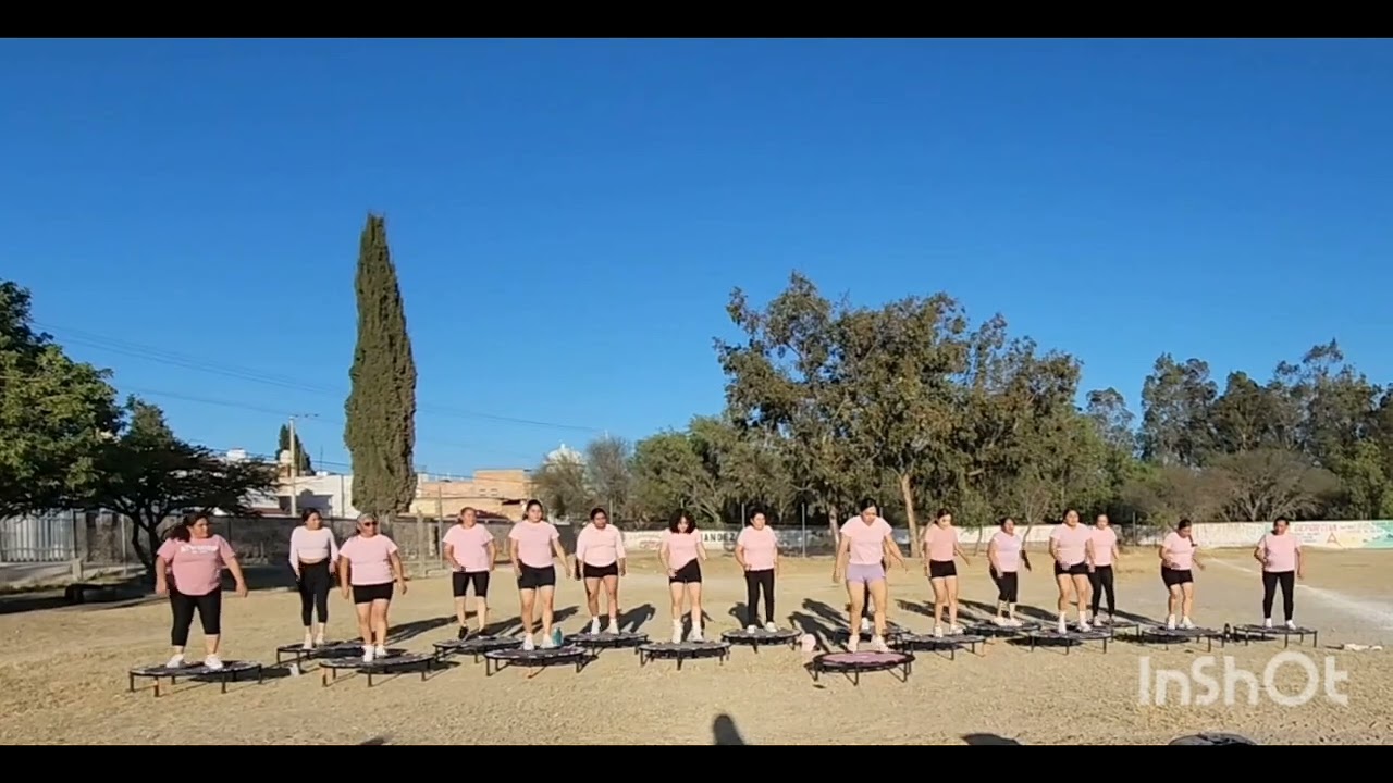 Meneo// Luis R Conriques// coreografía jumping #jumping # jumpingfitness 