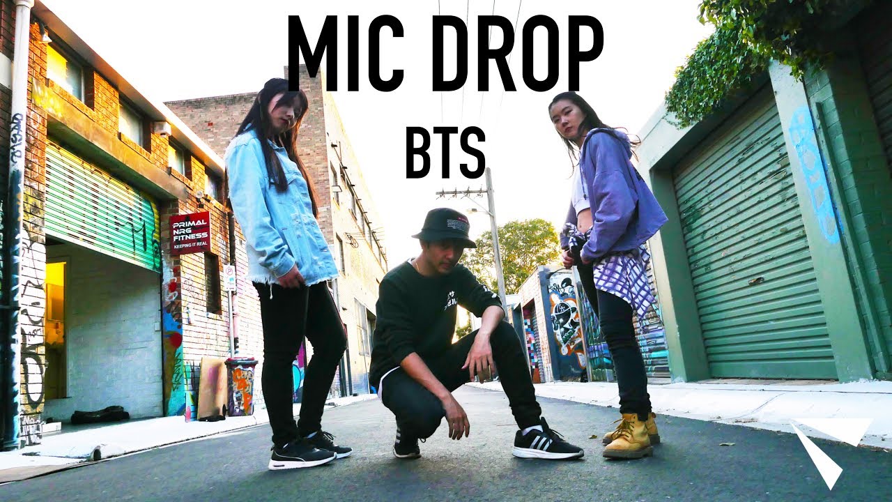 BTS (방탄소년단) - 