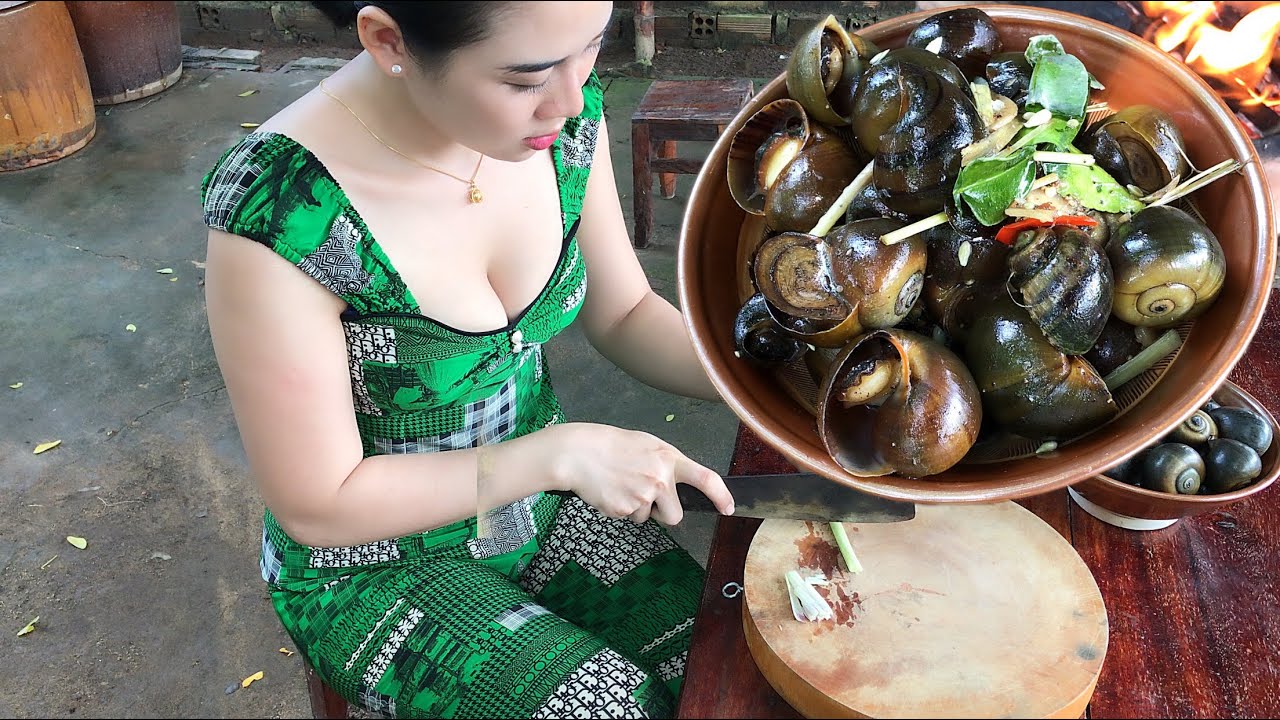 YuMi Daily Life Show | Steamed Snails with Lemongrass |YuMi Daily Life