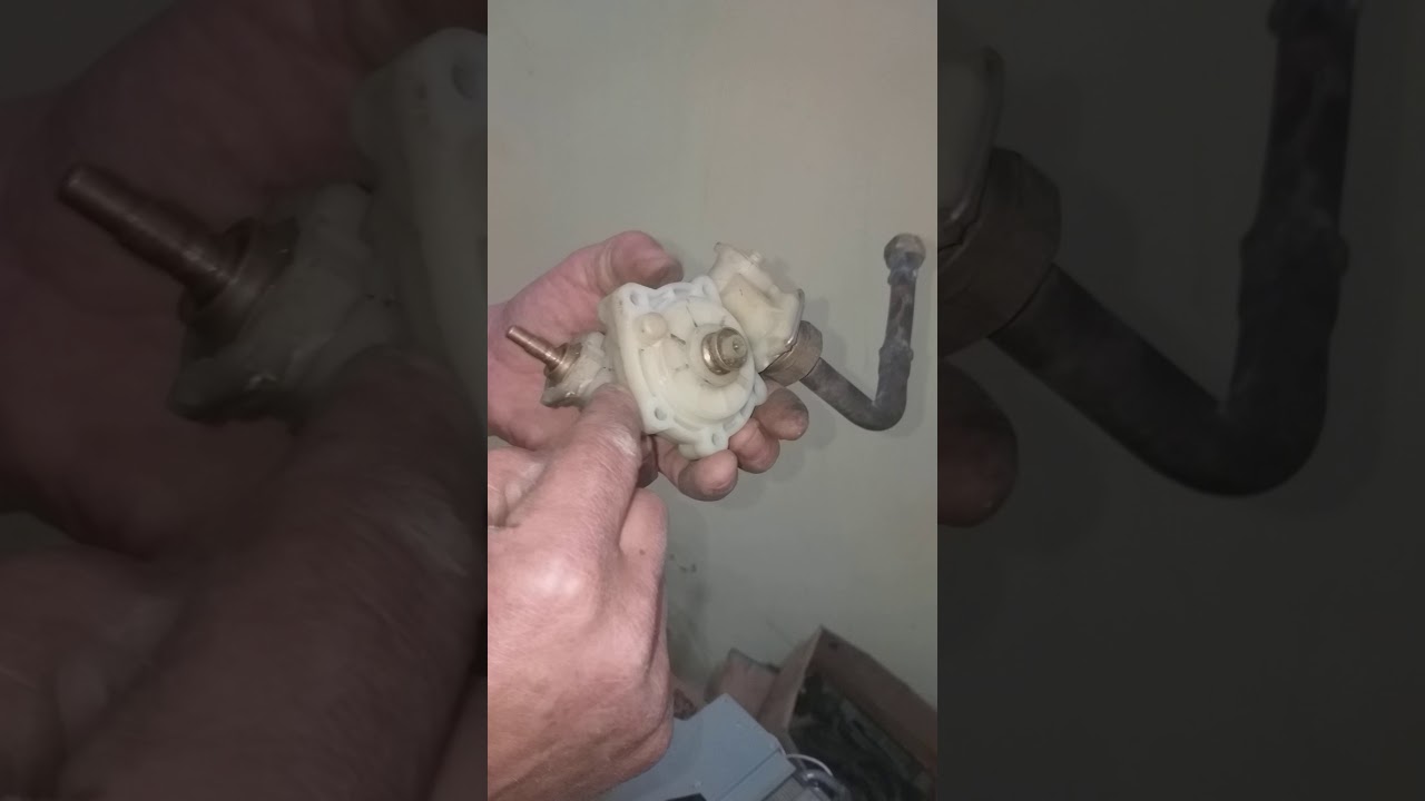 تسرب الماءbloque junker .                    mr.bricoleur