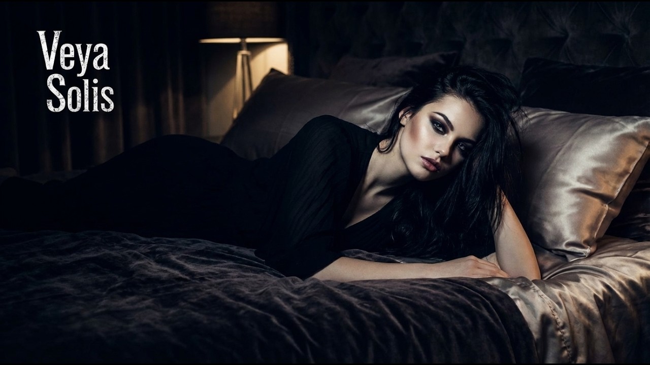 Bloodless — Veya Solis (Official Audio)