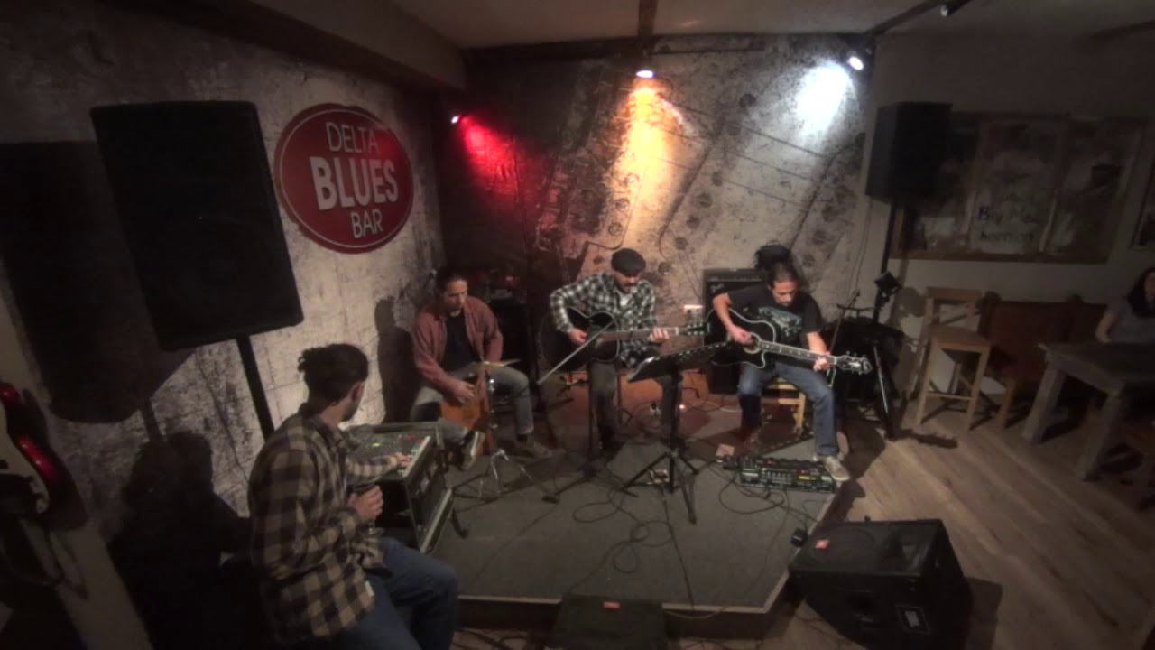 Skitnicks - Space Lord (acoustic) - live