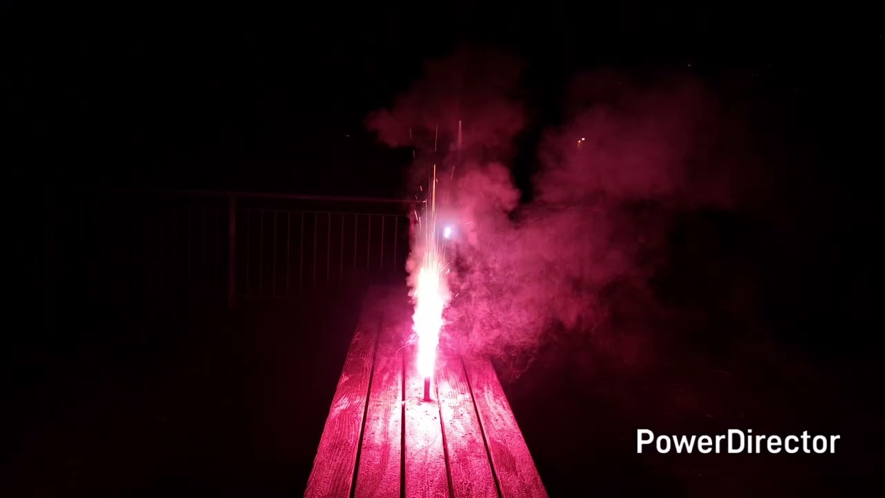 Top Box lll von lesli aus dem norma für 9.99 Euro Jugendfeuerwerk (f1)#fireworks #pyro #viral 