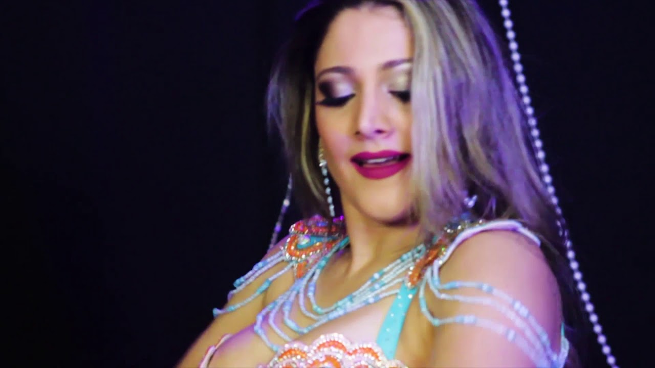 Video Clip Monique de Kervelegan