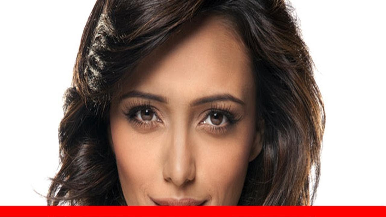 Roshni Chopra Photos !