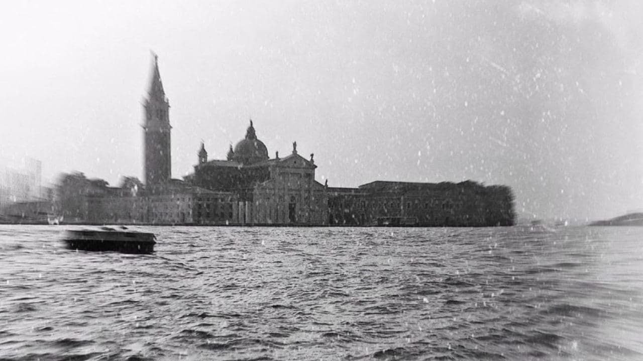 Любовь эмигранта Sessions