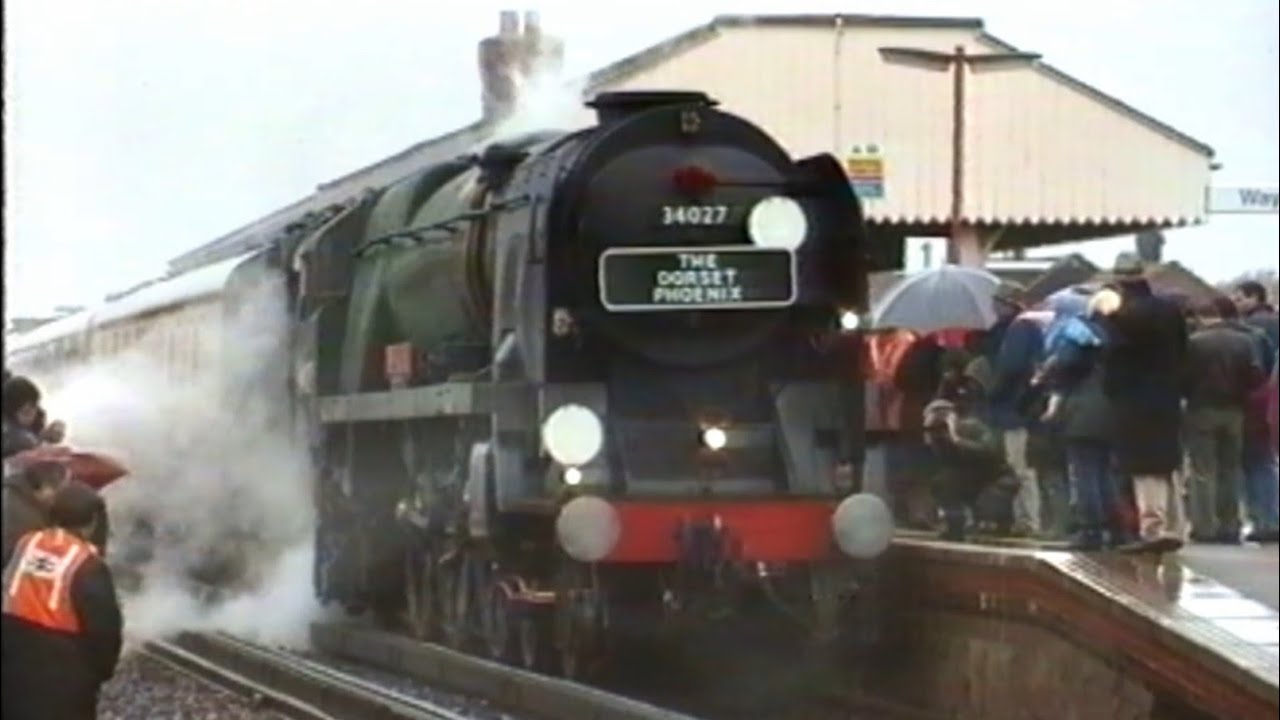 34027 'Taw Valley' with 