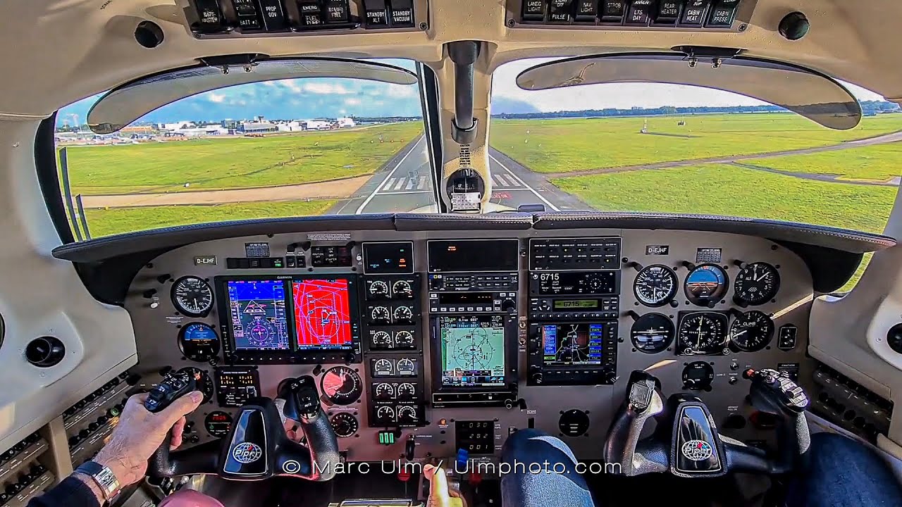 Cockpit Piper JETPROP DLX COCKPIT Flight Annecy to Bremen