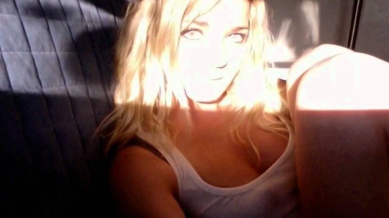 To Live In Her Life featuring David Lipari (Original song by Peter Day)