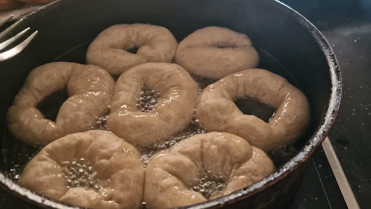 Τα Κουλουράκια της γιαγιάς Ευγενίας για τη μνήμη της στην Παναγία τη Λυγιά