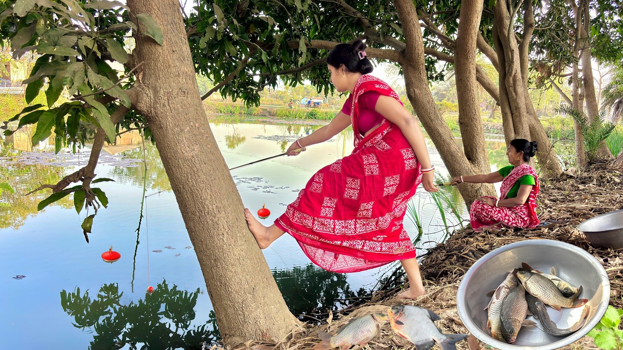 Unique Hook Fishing🎣🎣|| Two Beautiful cute lady Enjoy fishing in the pond || Best hook fishing video