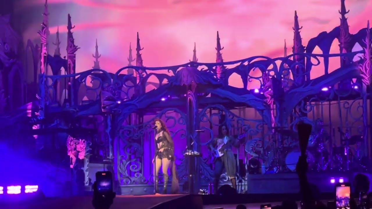 Chappell Roan - Naked In Manhattan | LA N2 Live @Brookside at the Rose Bowl, Pasadena, CA 10/11/2025