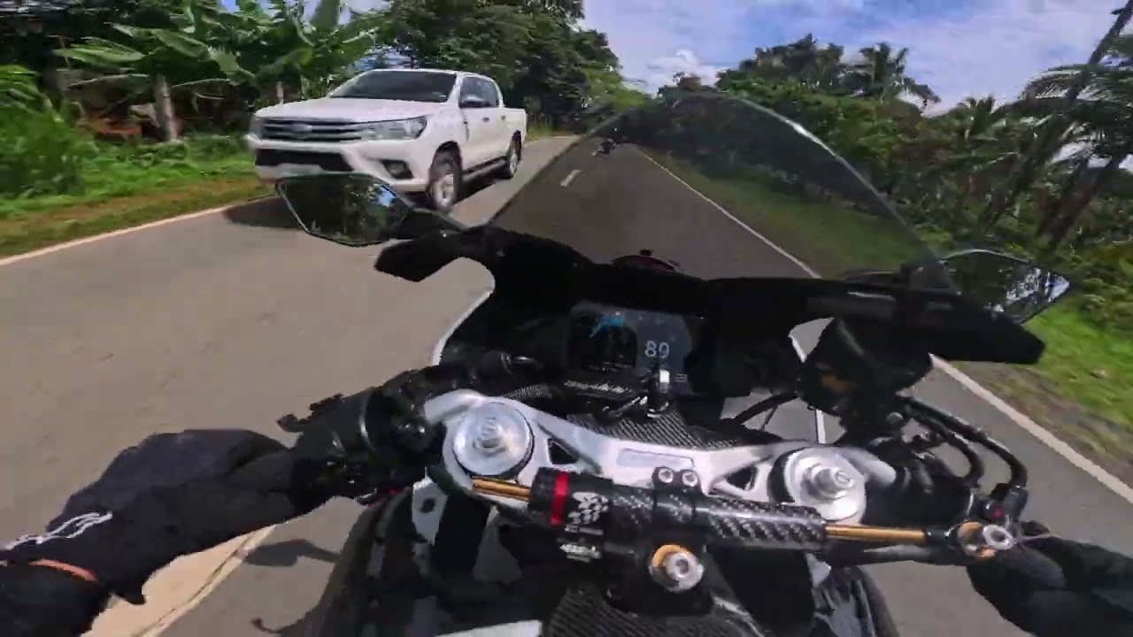 CFMOTO 675SR-R | MARILAQUE DOWNHILL with the boys!