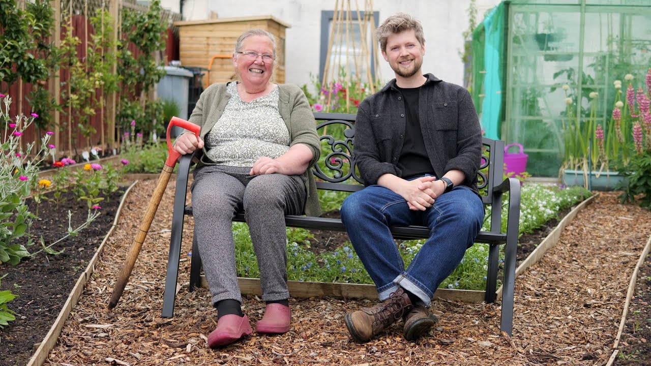 Exploring Scottish Gardens: Mary Park in Newmilns