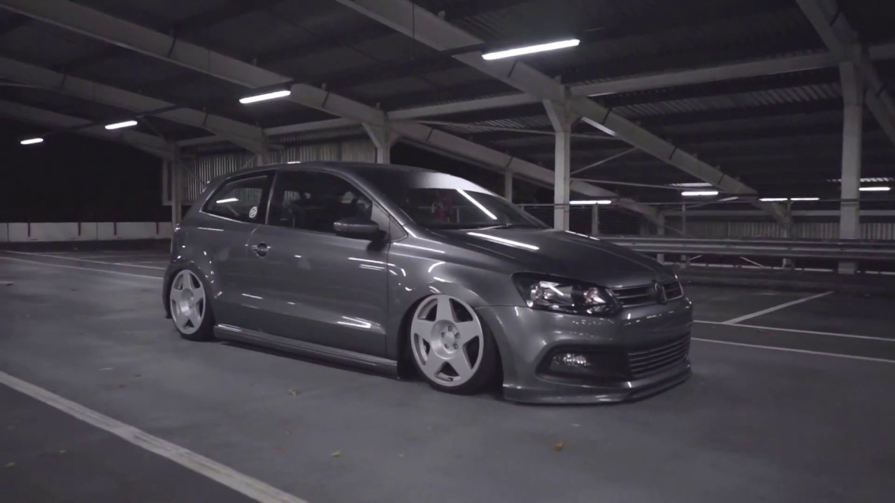Volkswagen Polo 6R / Air Lift / Fifteen52 / Corbeau