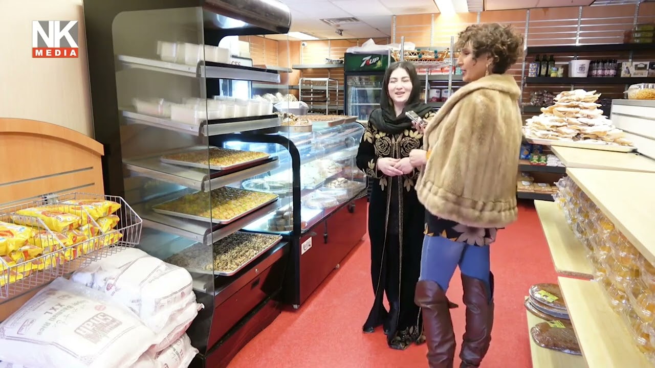 کیک و کلچه فروشی بی بی حاجی جوان | خاطرات تلخ گم شدن فرزند در مکه و رفتار زشت شیخ های عرب