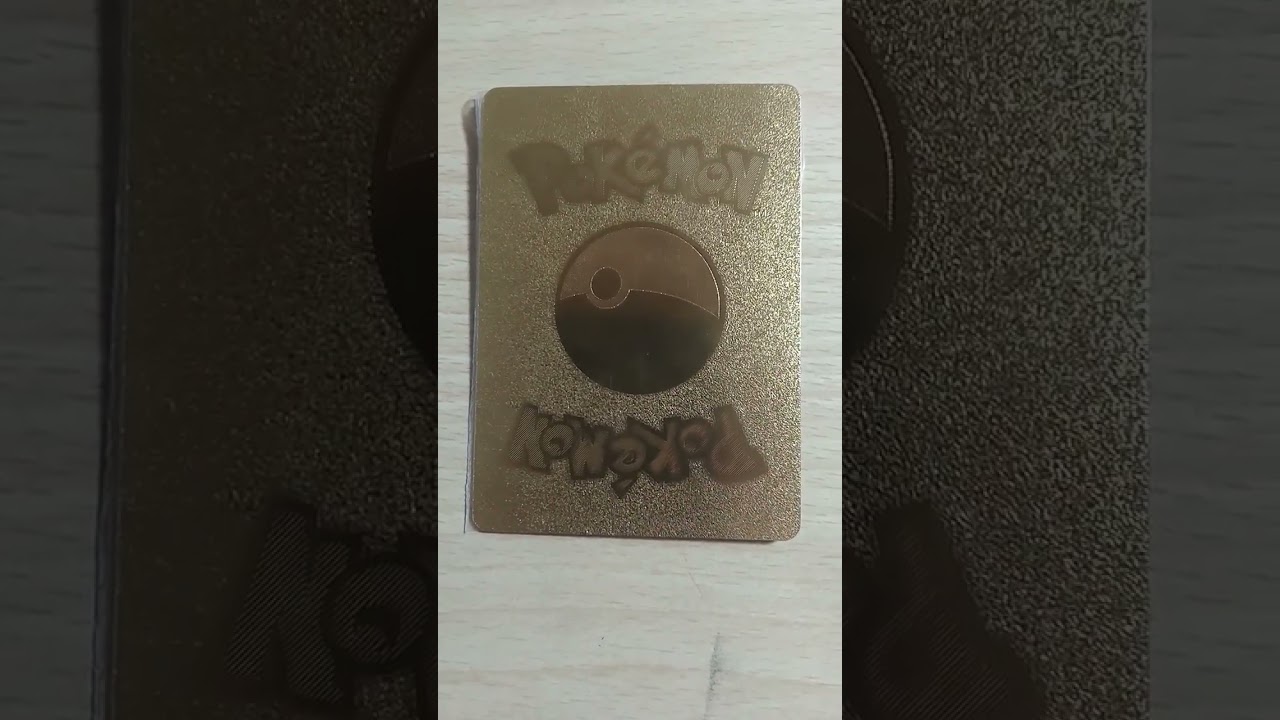 golden Charizard first edition ✨ 