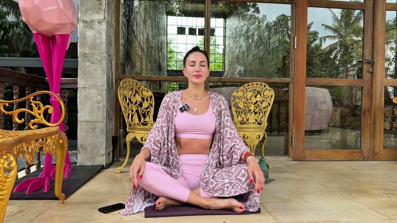 Кундалини медитация Вахе Гуру - для очищения своей энергии от посторонних влияний и спокойствия ума.