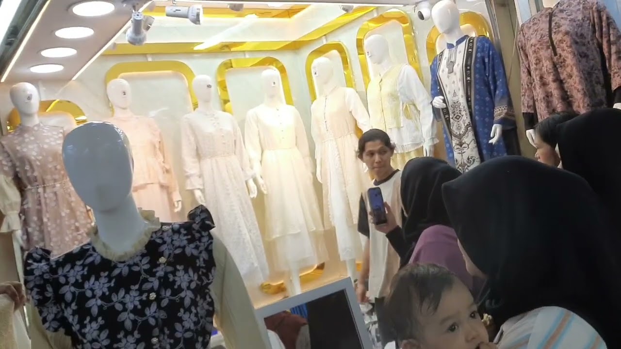 MENJELANG IDUL FITRI TANAH ABANG JADI LAUTAN MANUSIA @baninprabaswara