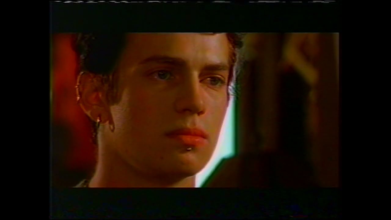Life as a House TV trailer (Nov. 2001)