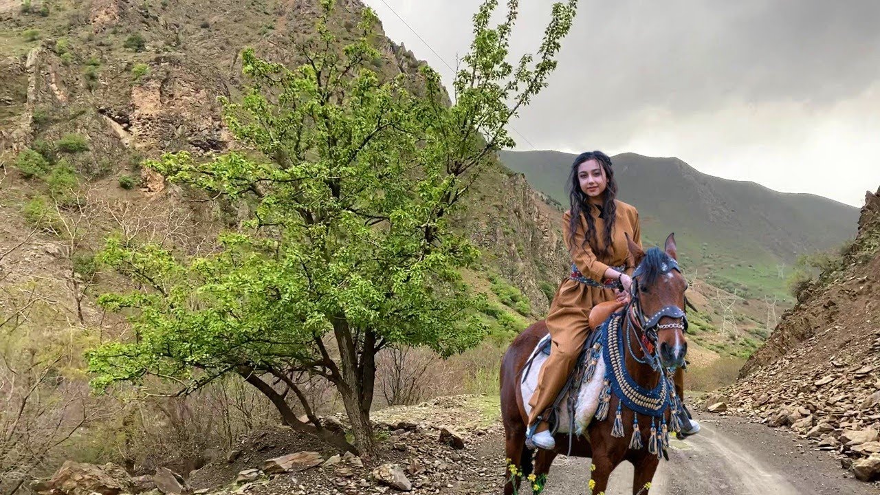 Razaq Harki - Jaro Dilo 💐 [ k&uuml;rt&ccedil;e uzun hava ] dengbeji 2023