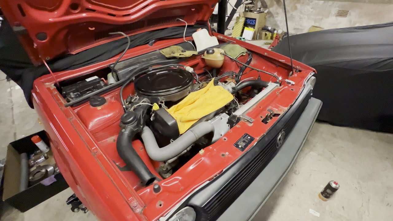 1989 VW Polo MK2 Project - Episode 3 (Engine bay updates)