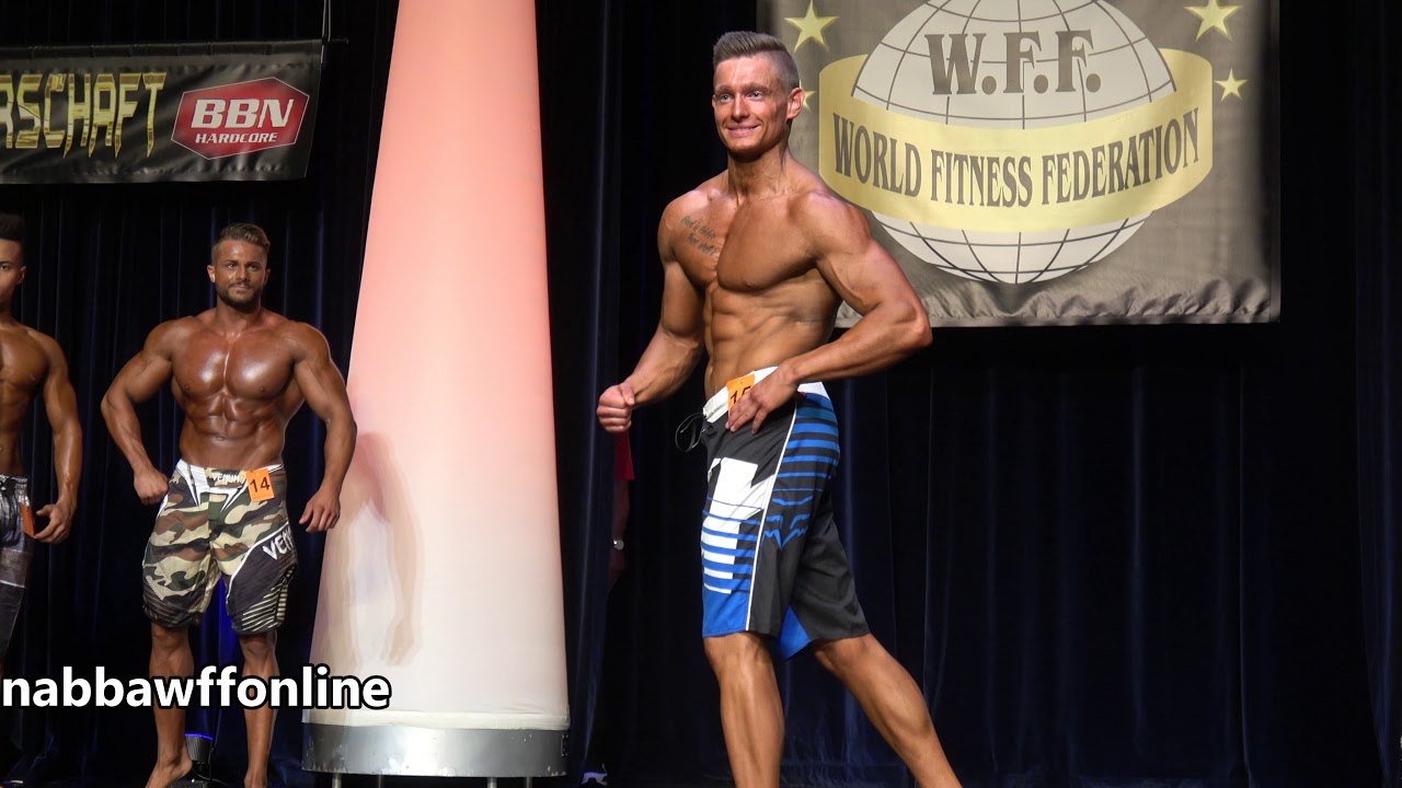 Florian Huck &ndash; Competitor No 15 &ndash; M&auml;nner Bermuda - WFF Germany 2017