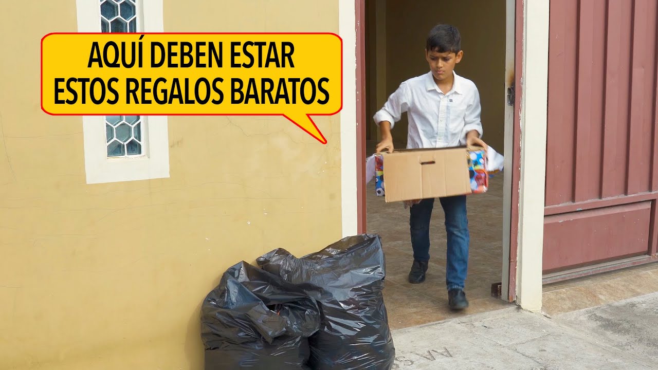 Hijo malcriado Bota su regalo de Cumpleaños a la basura