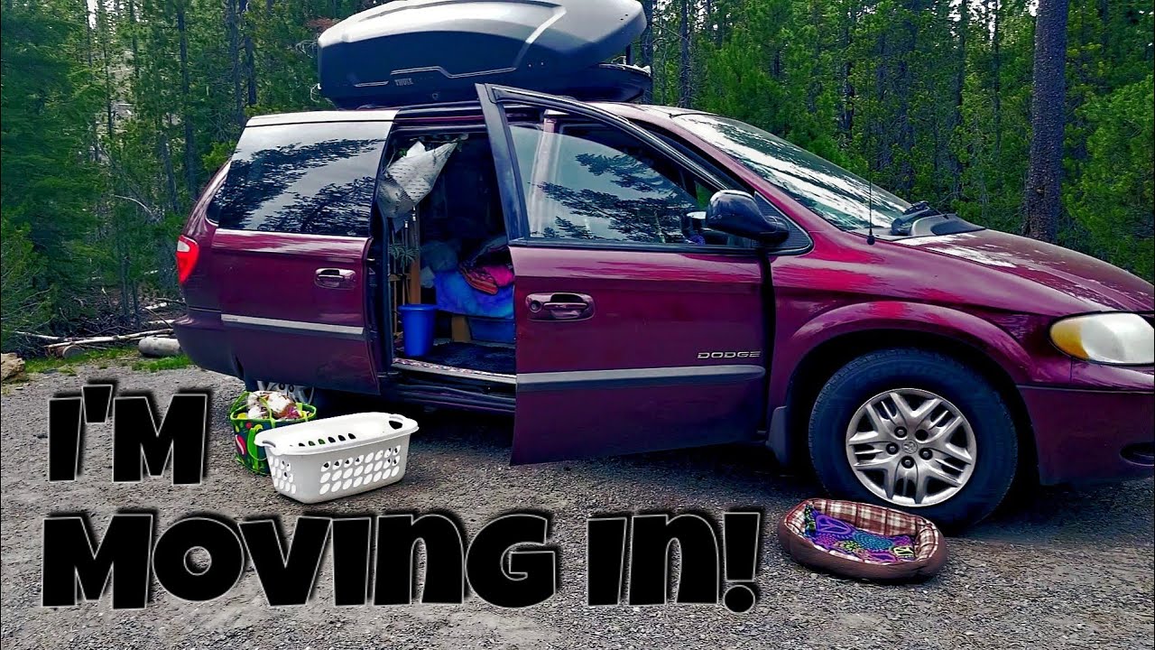 #VanLife | Officially Moving Into My Van and Setting Up Camp