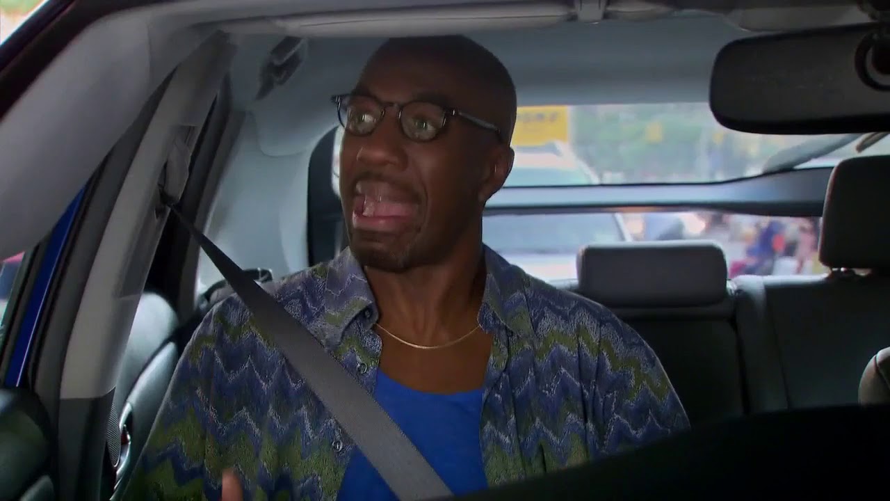 Curb Your Enthusiasm  - Leon Figures Out the Magic in Larry's Car