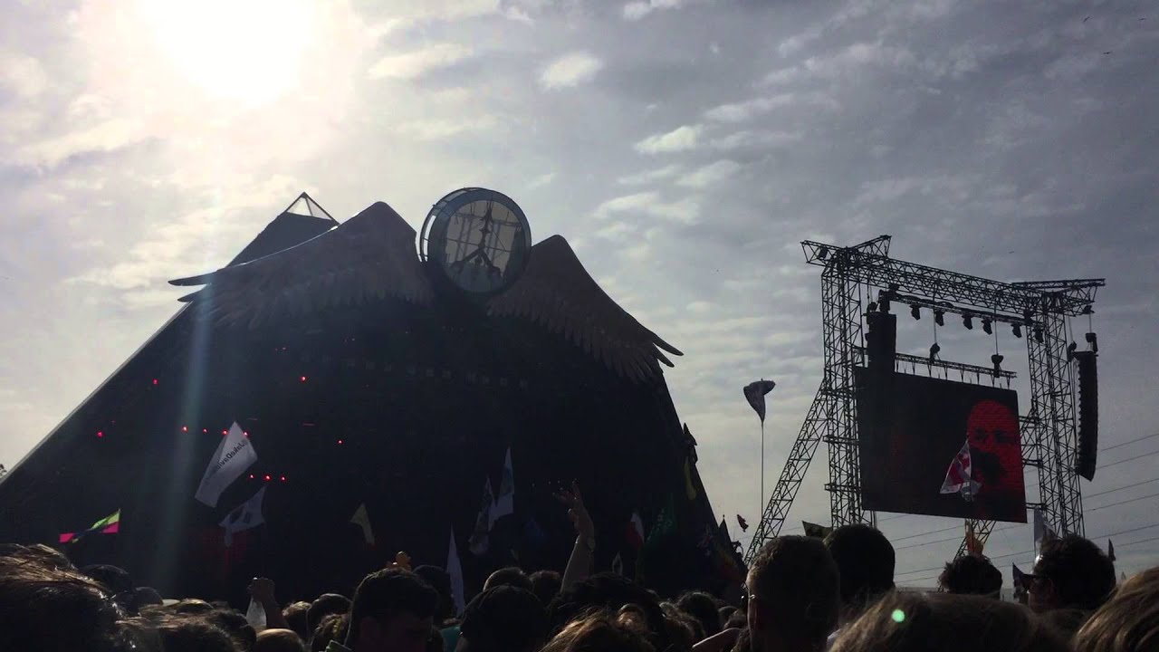 Alt -J  - Bloodflood live Glastonbury 2015