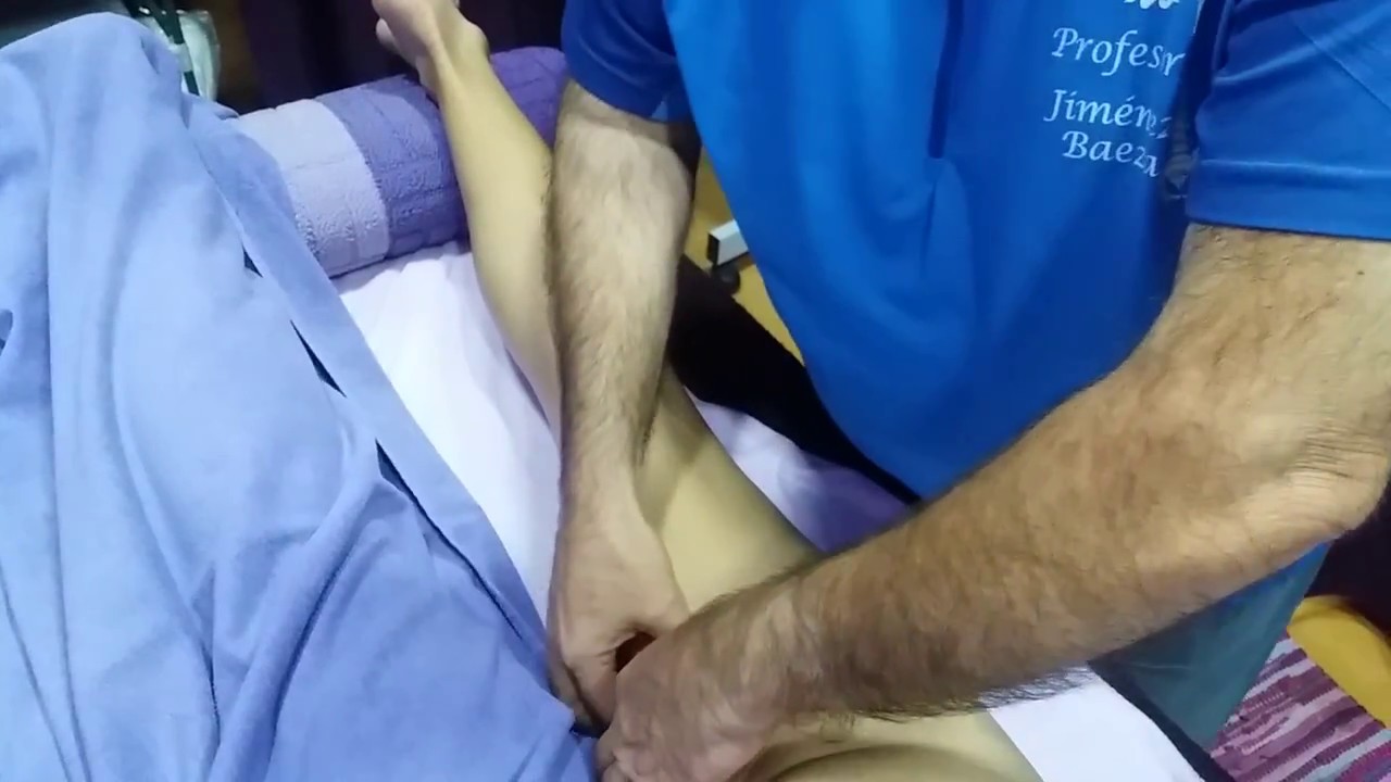 22 QUIROMASAJE  Piernas en extension