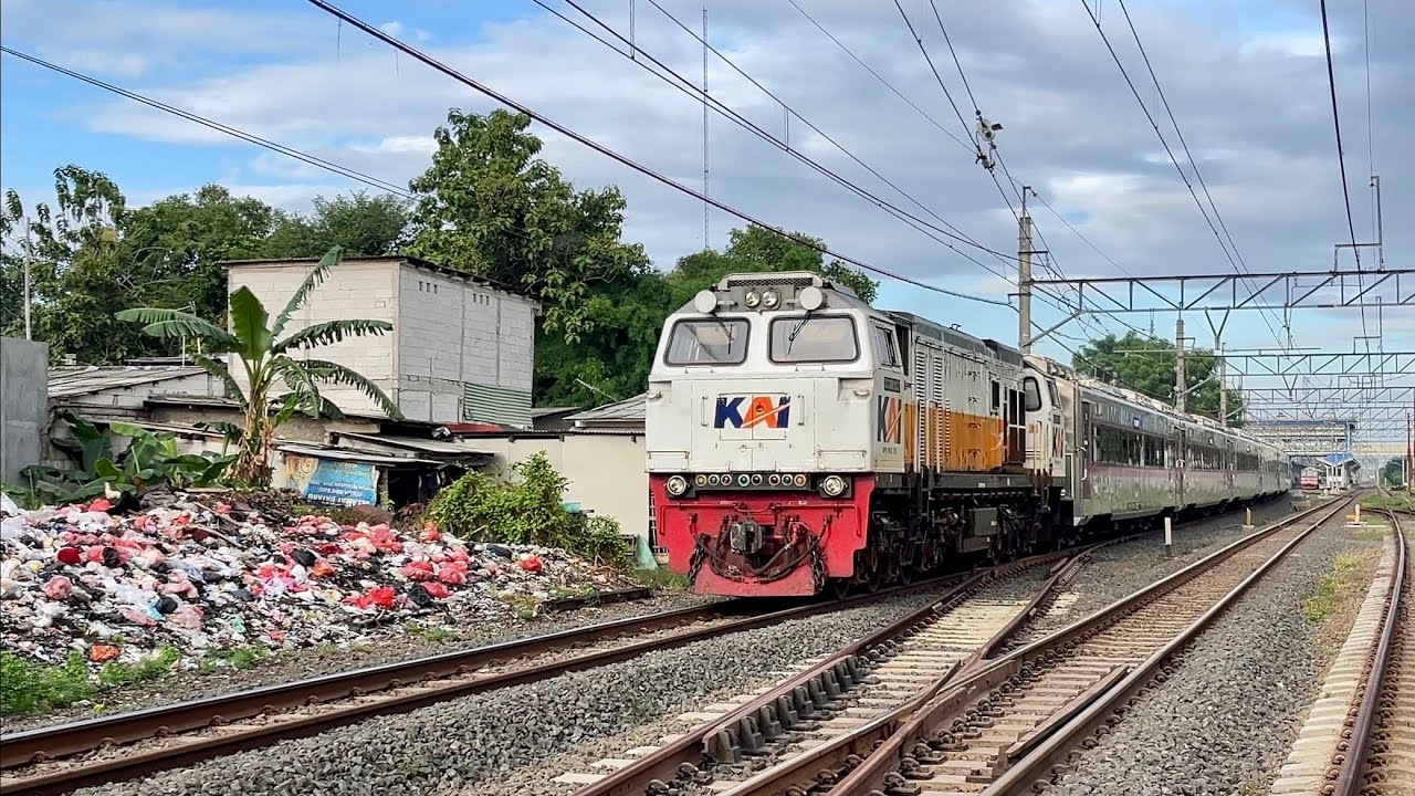 Argo Semeru Rangkaian Baru! | Nonton Kereta Api Ngebut di Tambun!