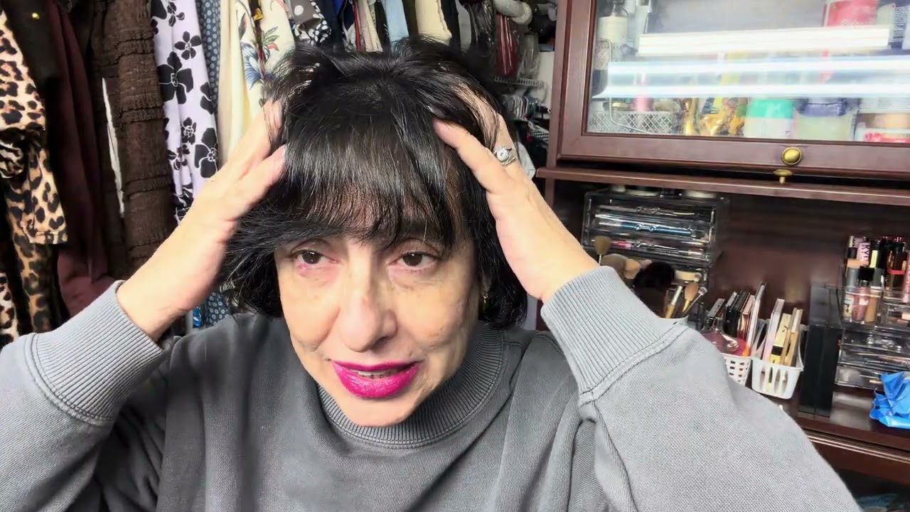 Mostrándoles otros de mis labiales.