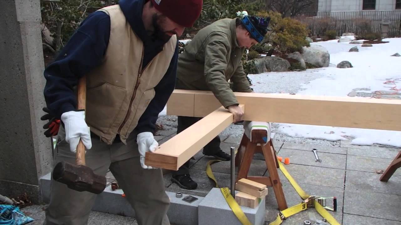 Japanese Gate Installation: Nuki