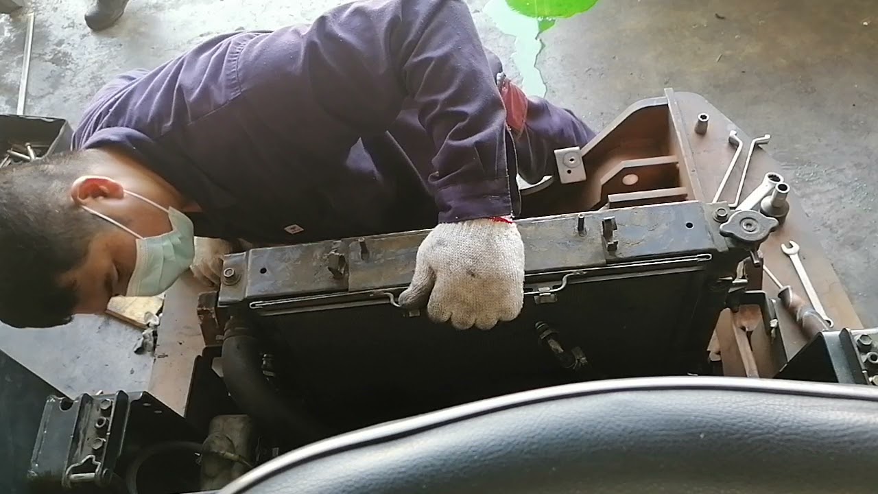 Toyota forklift 4.5 tons no tilt no lift steering hard 1/4