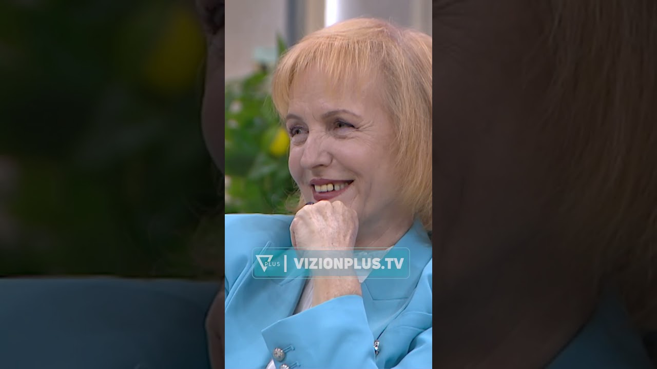 Poezia që emocionoi shoqet e maturës ‘80 - Living Day