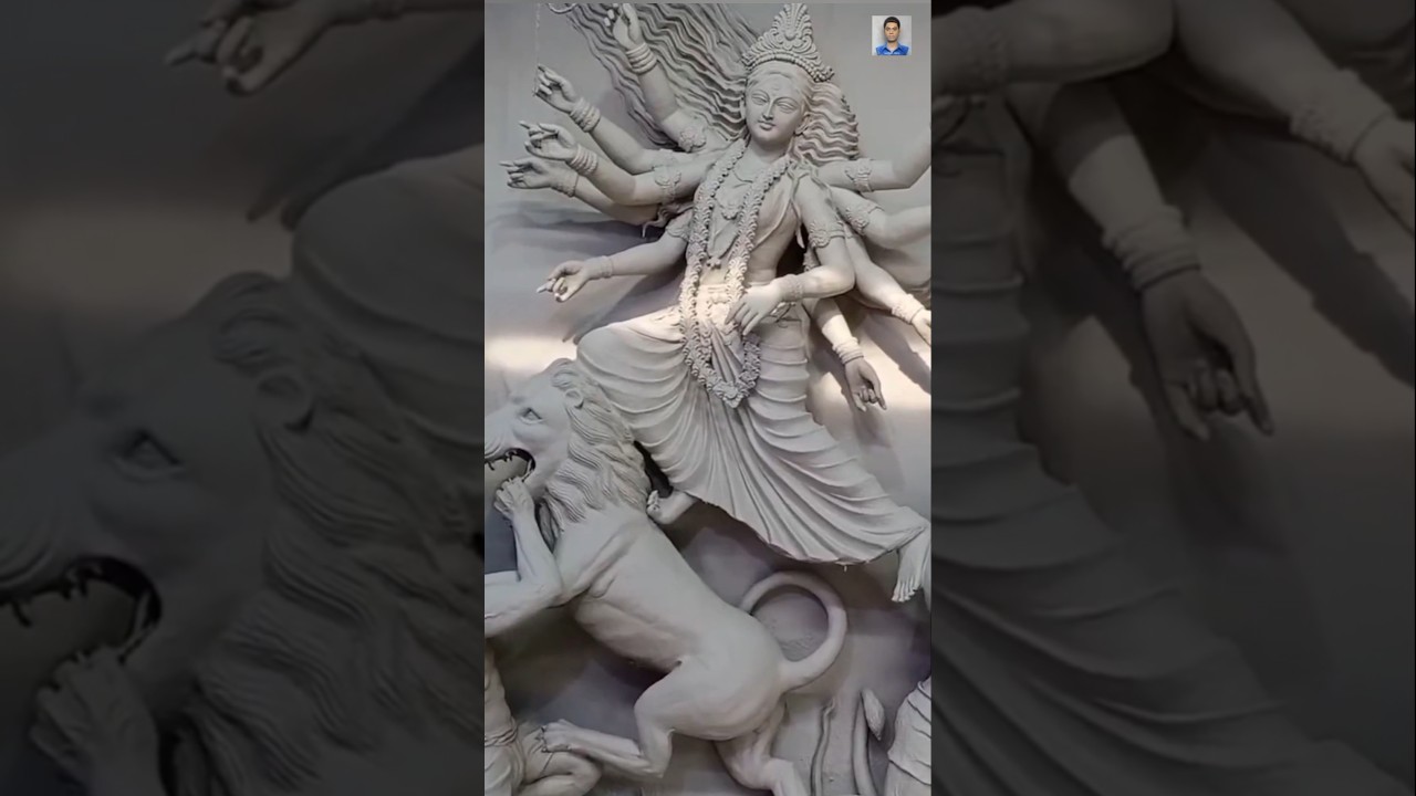 How to Make a Big Clay Durga Idol at Home| Durga Thakur banano 