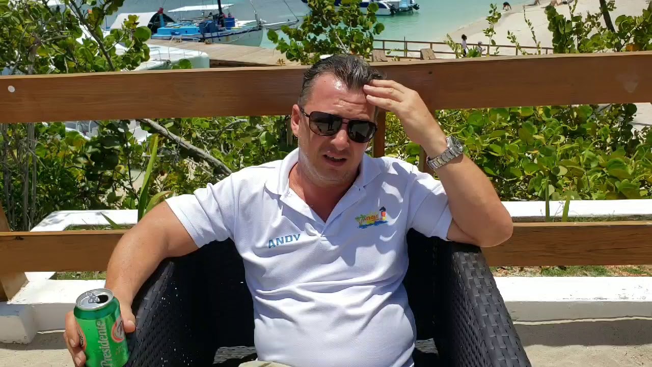 Andy stellt sich vor auf der Insel Catalina